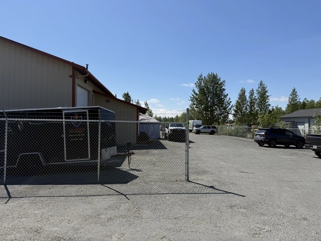 Danna Way Business Center