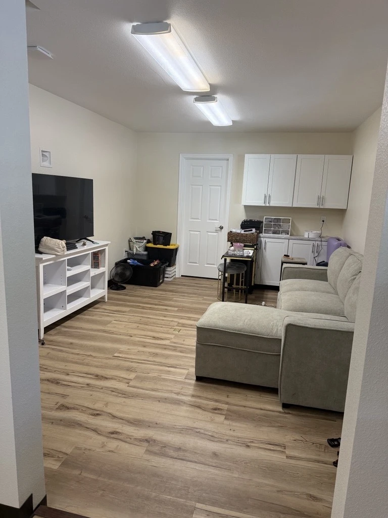 Danna Way Business Center