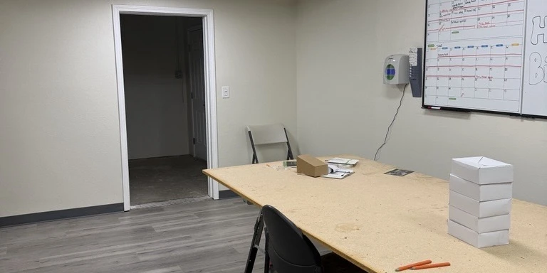 Danna Way Business Center