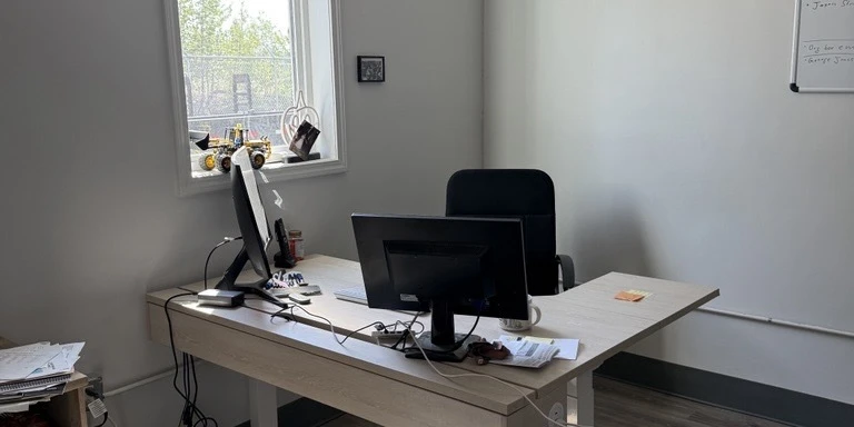 Danna Way Business Center