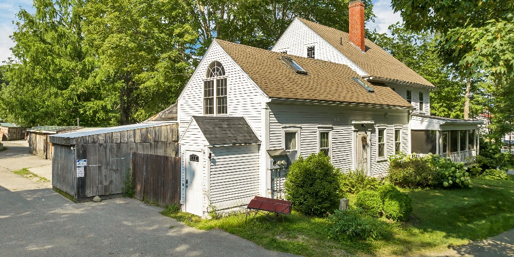 Historic Mixed-Use Estate with Immediate Cash Flow & Growth Potential 