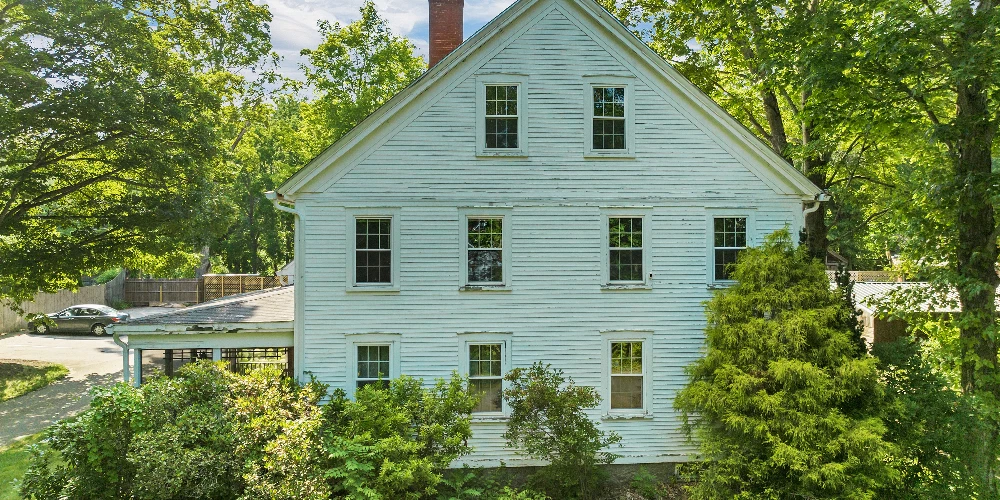 Historic Mixed-Use Estate with Immediate Cash Flow & Growth Potential 