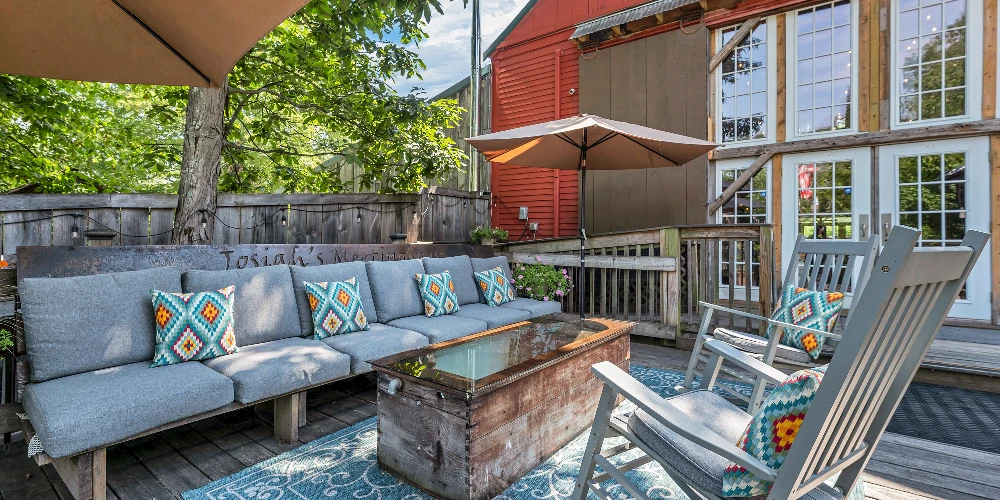 Historic Mixed-Use Estate with Immediate Cash Flow & Growth Potential 
