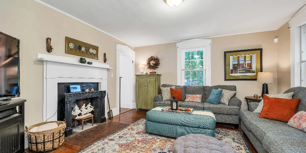 Historic Mixed-Use Estate with Immediate Cash Flow & Growth Potential 