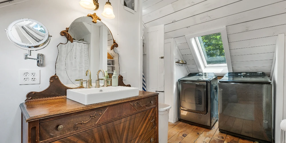 Historic Mixed-Use Estate with Immediate Cash Flow & Growth Potential 
