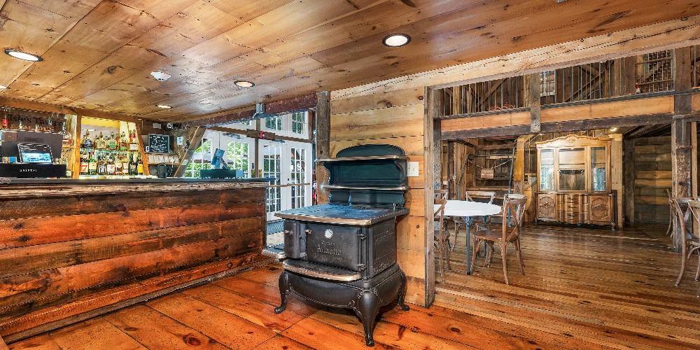 Historic Mixed-Use Estate with Immediate Cash Flow & Growth Potential 