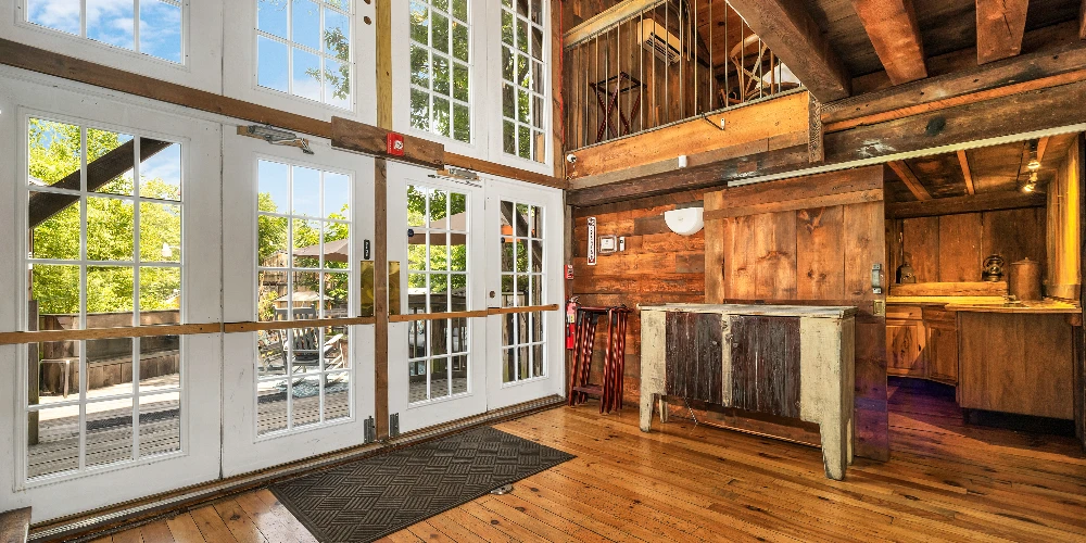Historic Mixed-Use Estate with Immediate Cash Flow & Growth Potential 