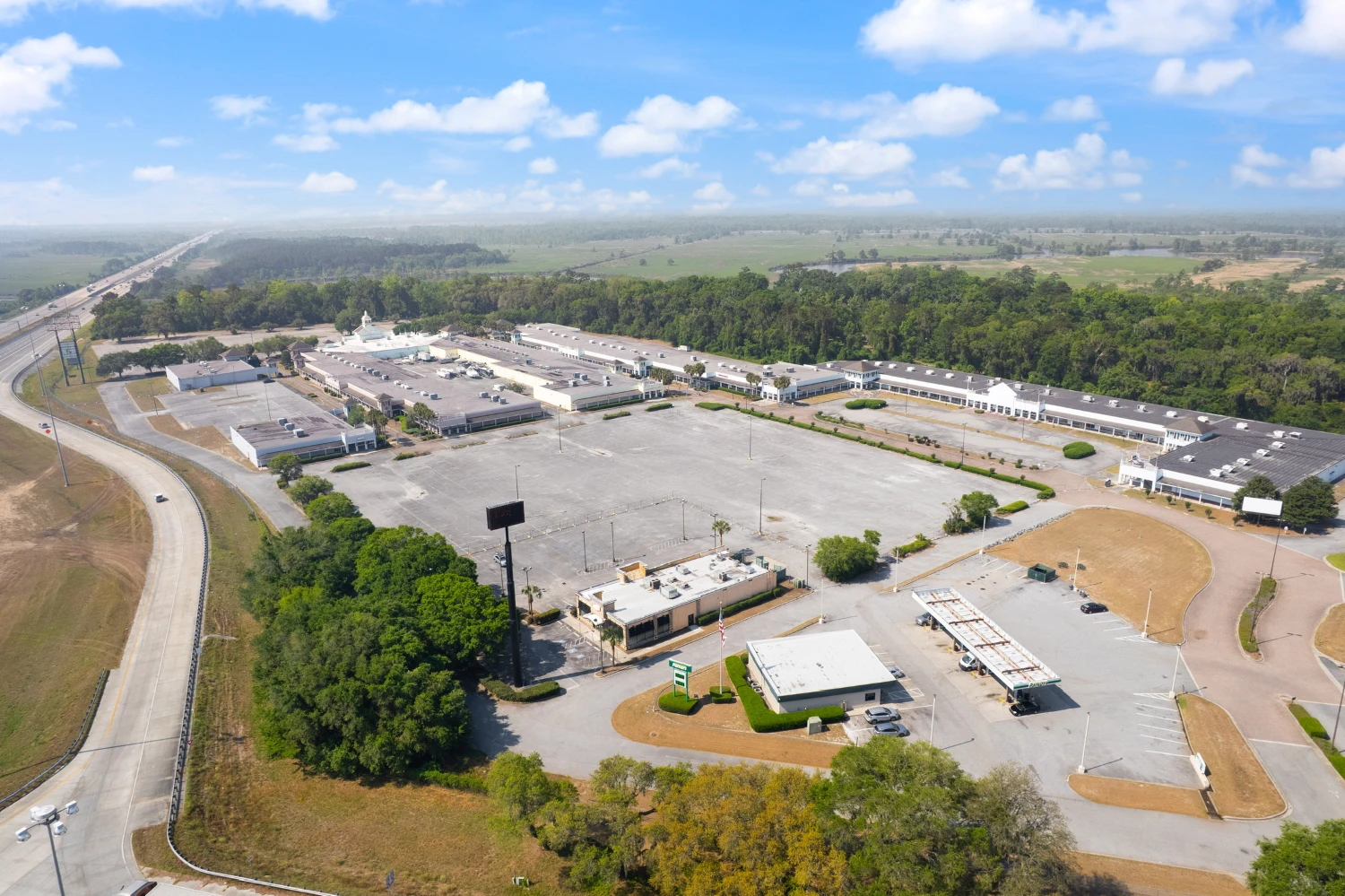 1025 Magnolia Bluff Way, Darien, GA for sale