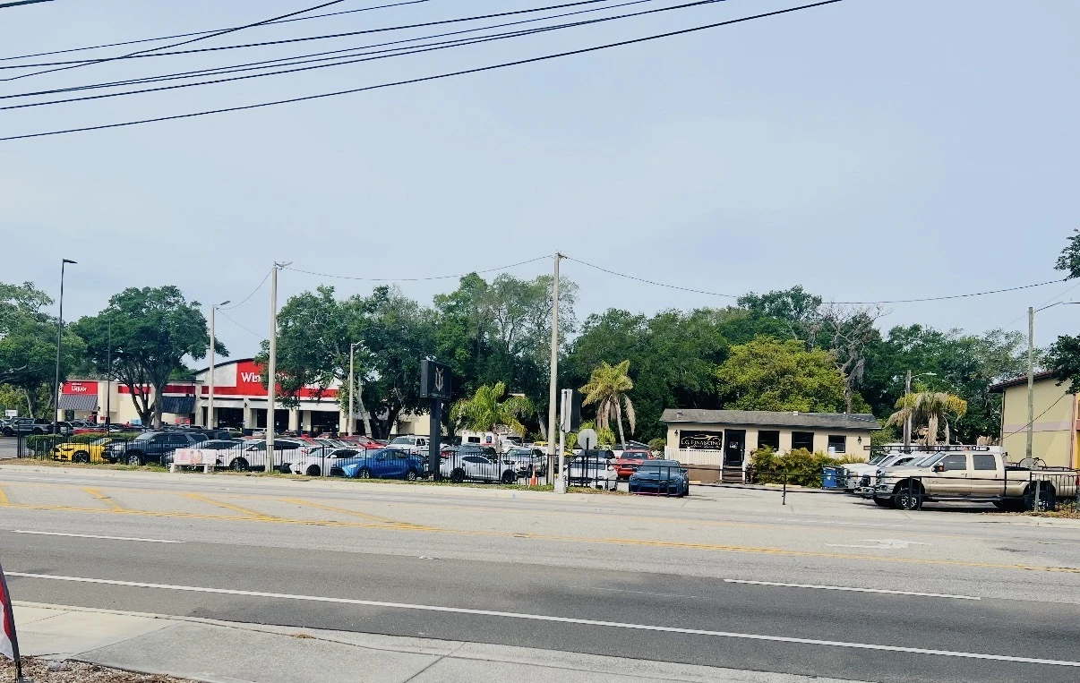 Cash Flowing | Tampa MSA Car Lot