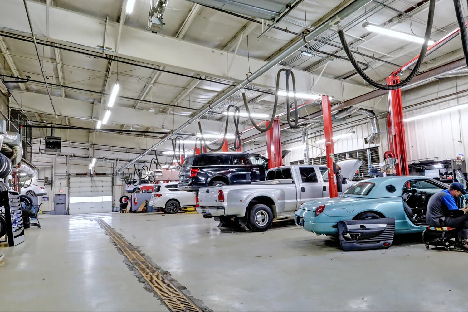 Former Ford Dealership