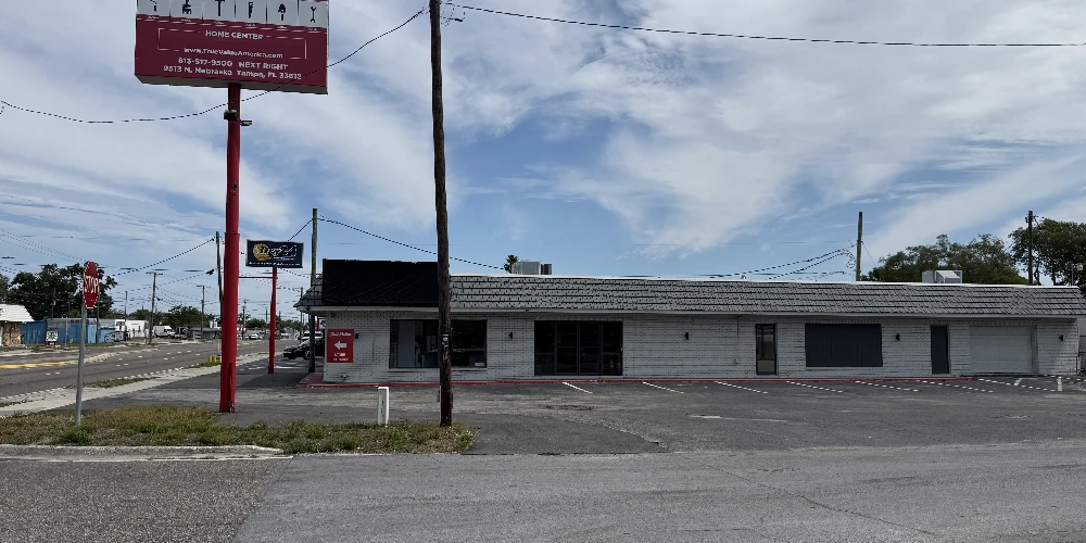 NORTHEAST TAMPA RETAIL