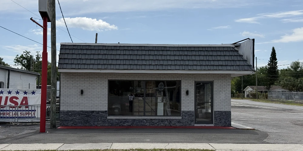 NORTHEAST TAMPA RETAIL