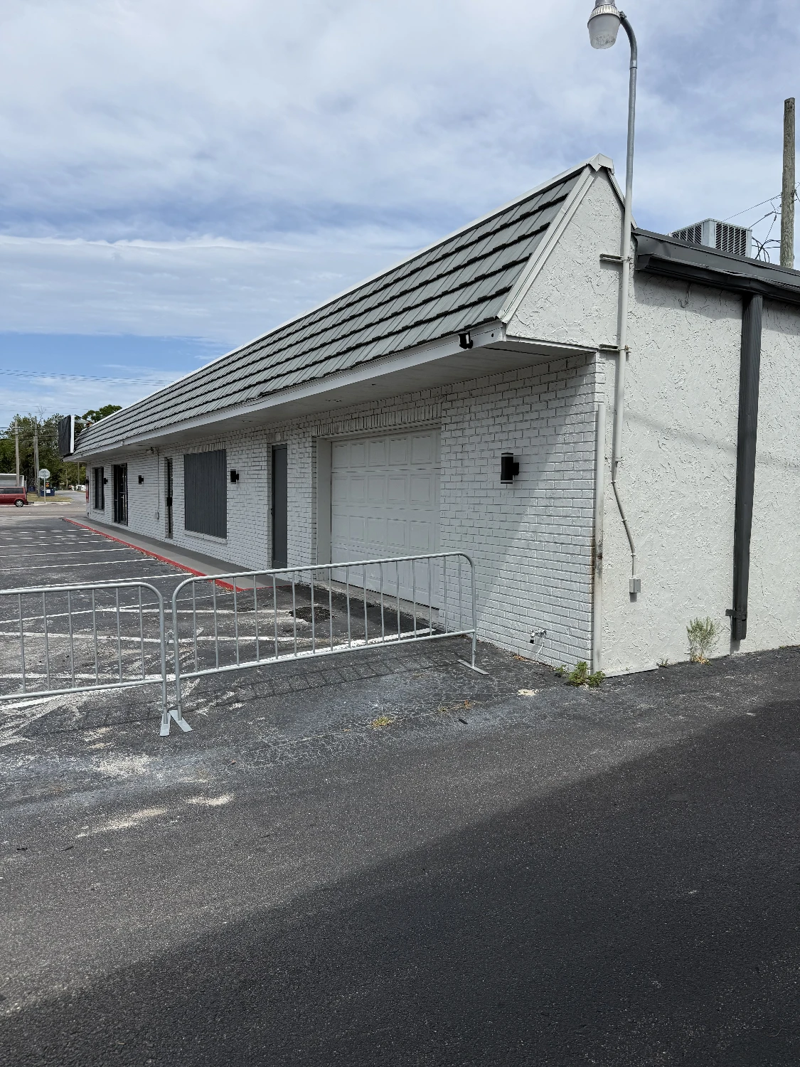 NORTHEAST TAMPA RETAIL