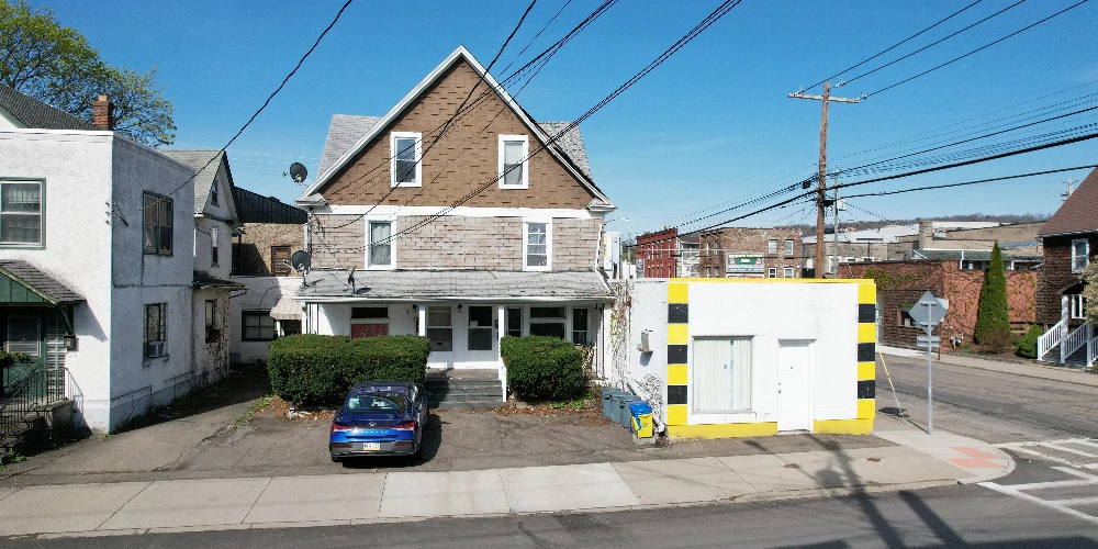 100 Garfield Ave, Endicott, NY for sale
