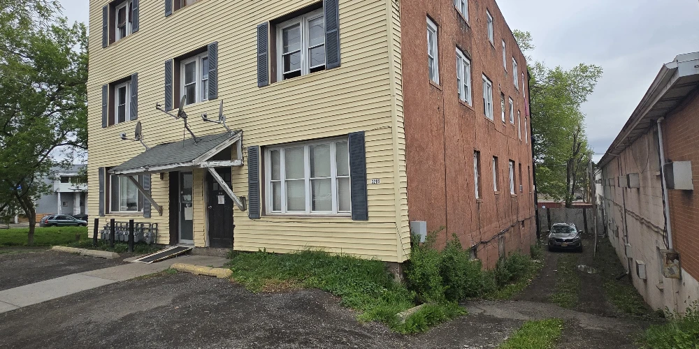 3205 E Main St, Endicott, NY for sale