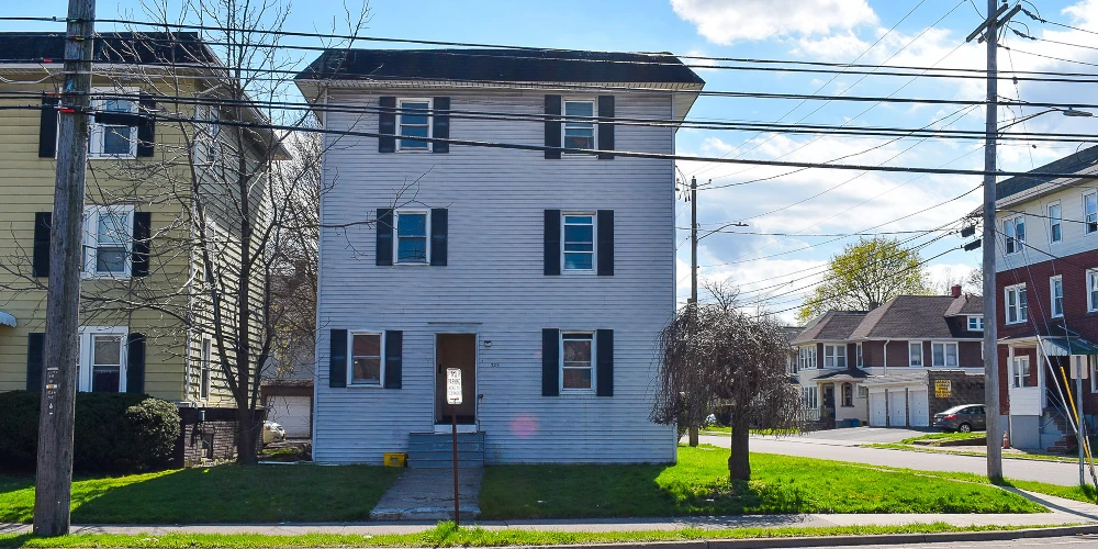 325 Main Street