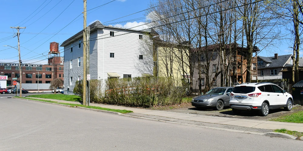 325 Main Street