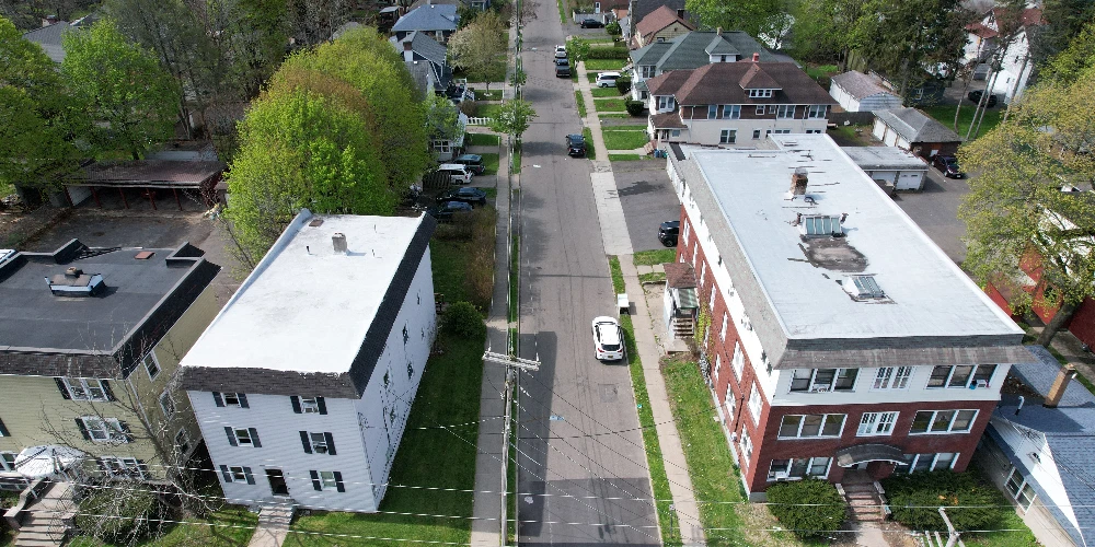 325 Main Street