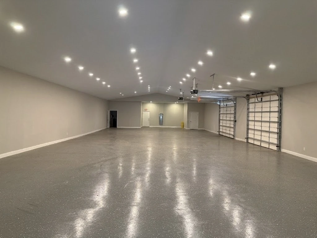 Seller Financing | 6.58-Acre / 8,180 SF on US-19 | Sale or Lease