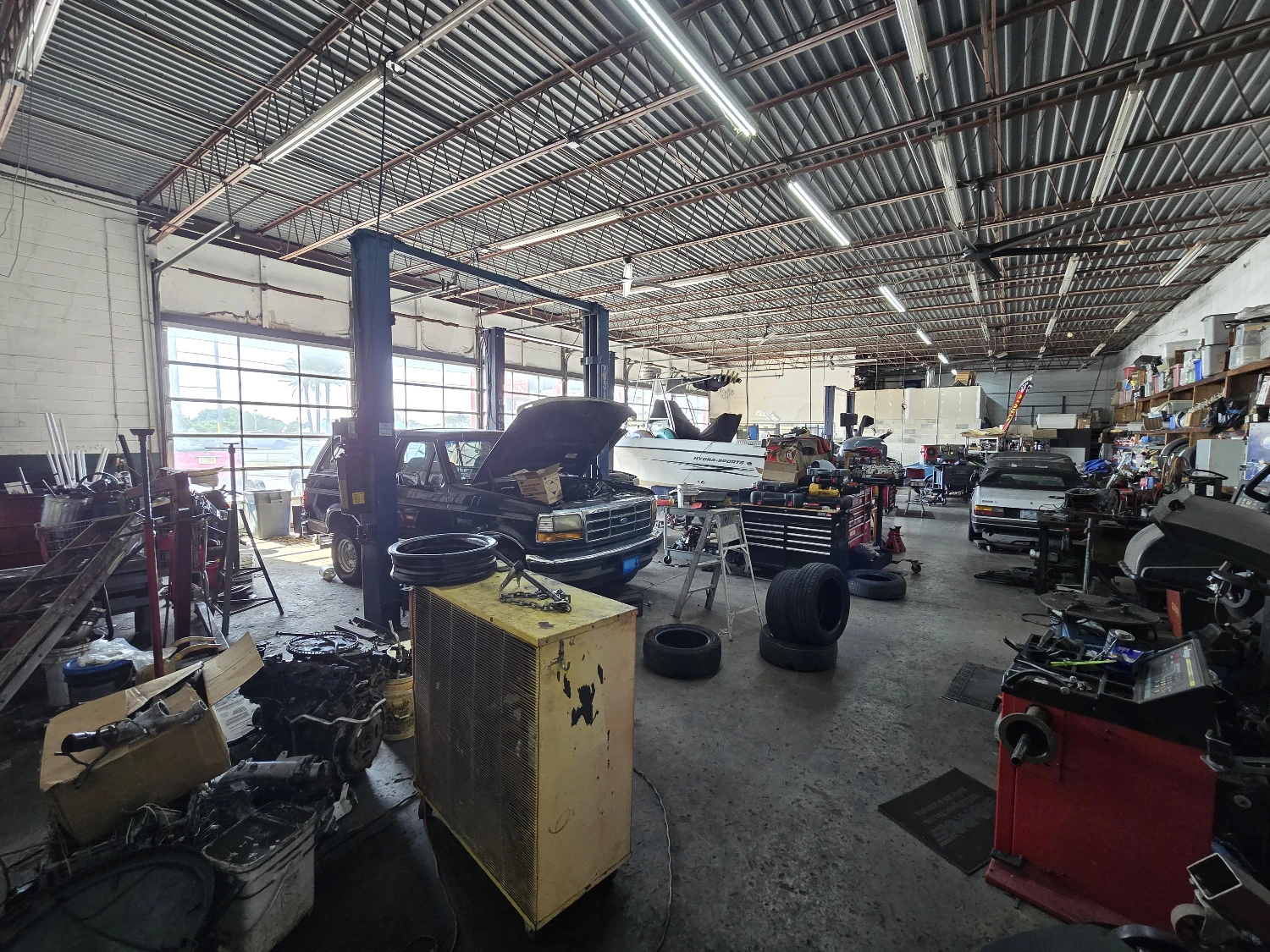 Turnkey Auto Repair Facility on US Hwy 19 | High Visibility & 7 Drive-In Bays