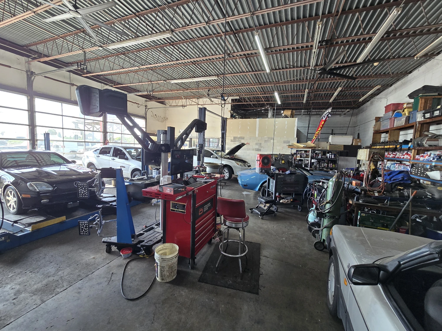 Turnkey Auto Repair Facility on US Hwy 19 | High Visibility & 7 Drive-In Bays