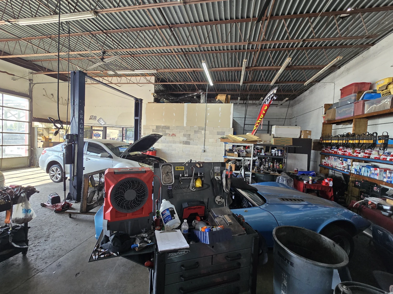 Turnkey Auto Repair Facility on US Hwy 19 | High Visibility & 7 Drive-In Bays