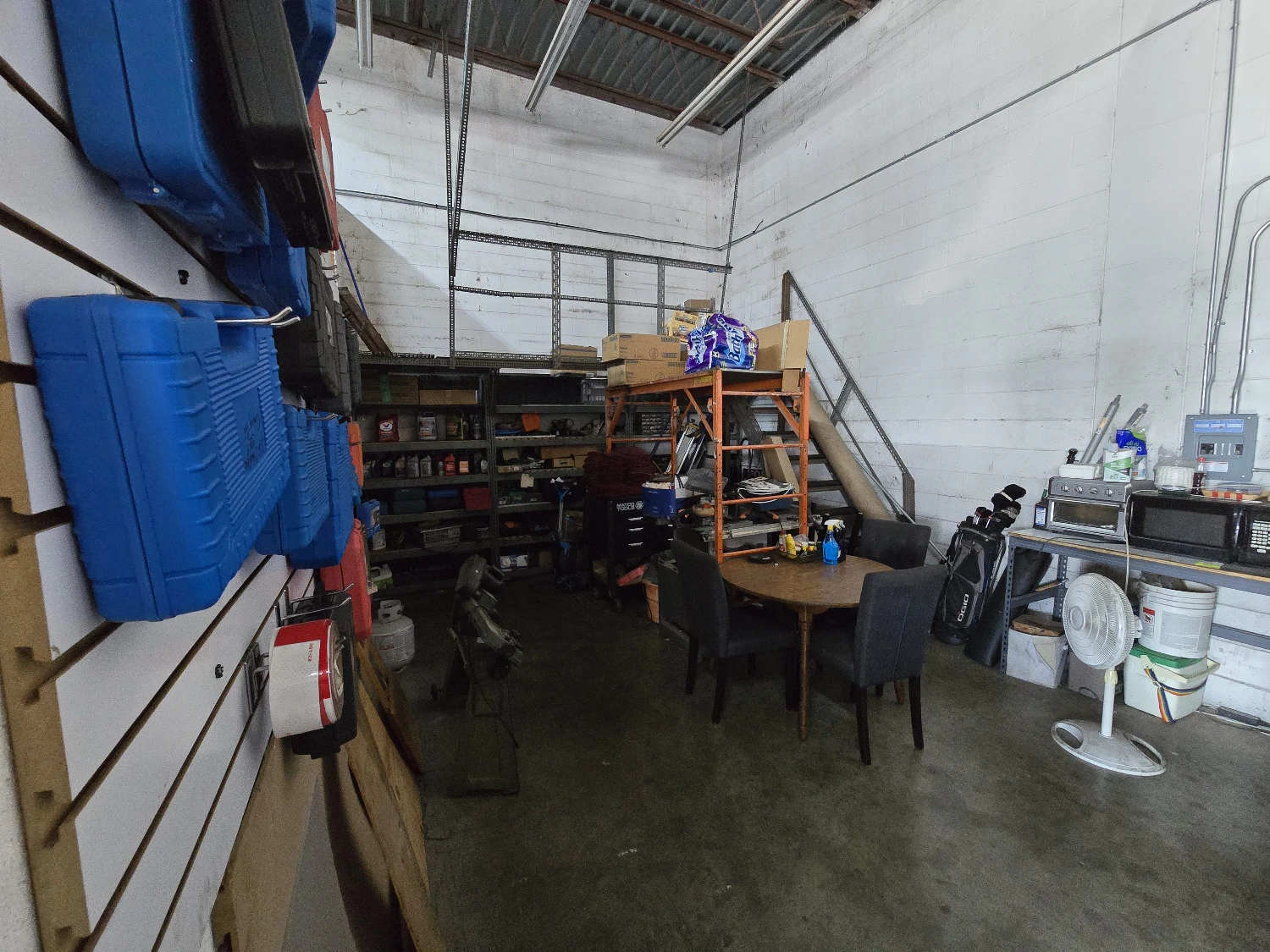 Turnkey Auto Repair Facility on US Hwy 19 | High Visibility & 7 Drive-In Bays