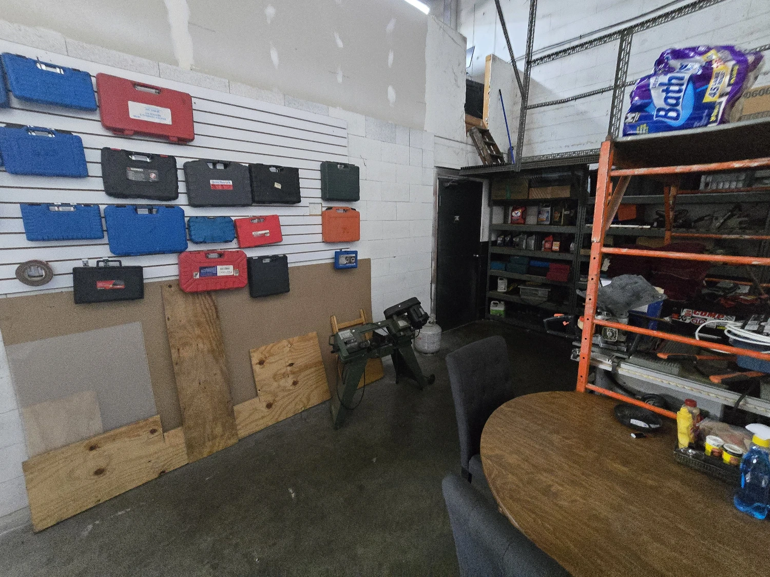 Turnkey Auto Repair Facility on US Hwy 19 | High Visibility & 7 Drive-In Bays