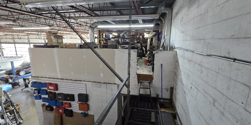 Turnkey Auto Repair Facility on US Hwy 19 | High Visibility & 7 Drive-In Bays