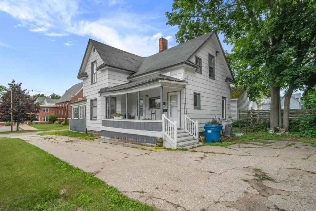 Three Multifamily Properties Totaling 10 Rental Units