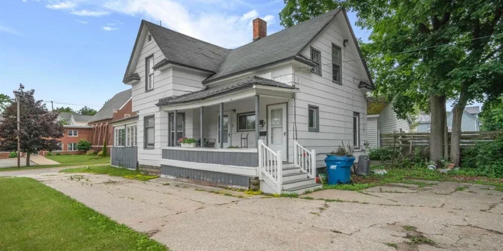 Three Multifamily Properties Totaling 10 Rental Units