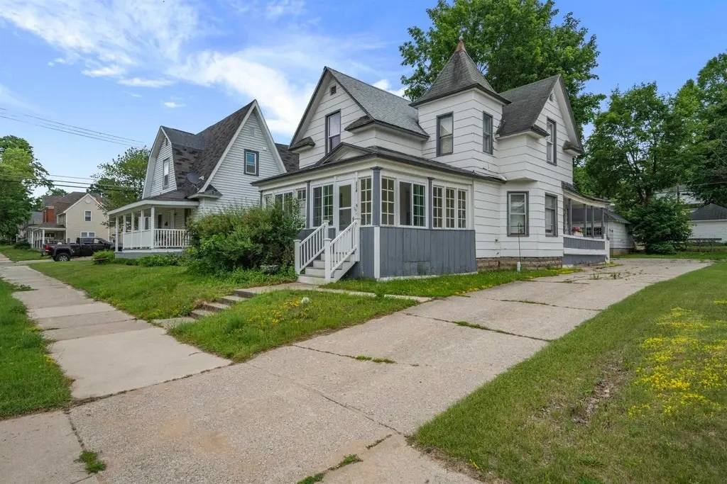 Three Multifamily Properties Totaling 10 Rental Units