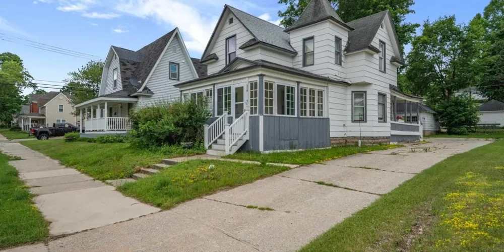 Three Multifamily Properties Totaling 10 Rental Units