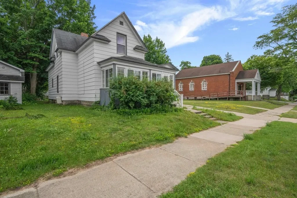 Three Multifamily Properties Totaling 10 Rental Units