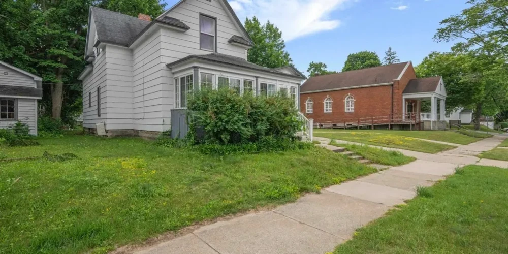 Three Multifamily Properties Totaling 10 Rental Units