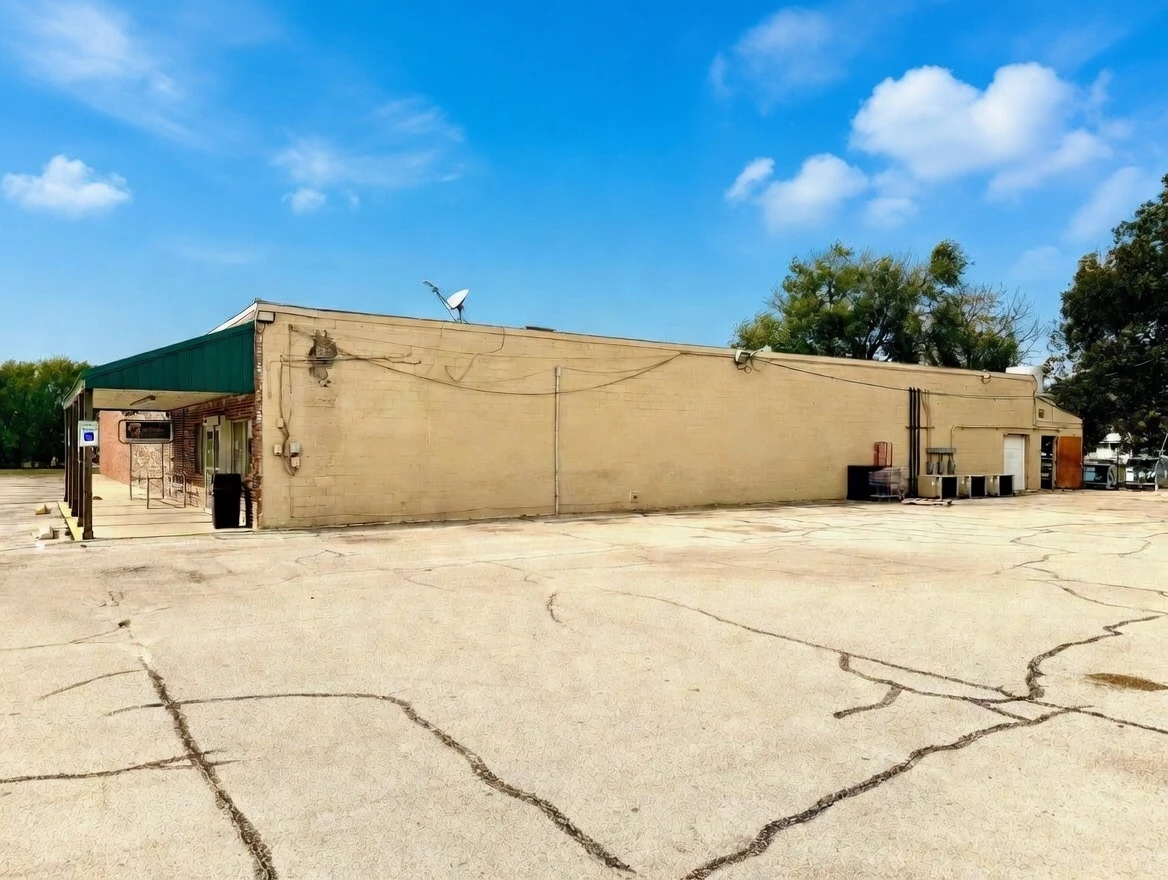 104 Missouri 162, Clarkton, MO for sale