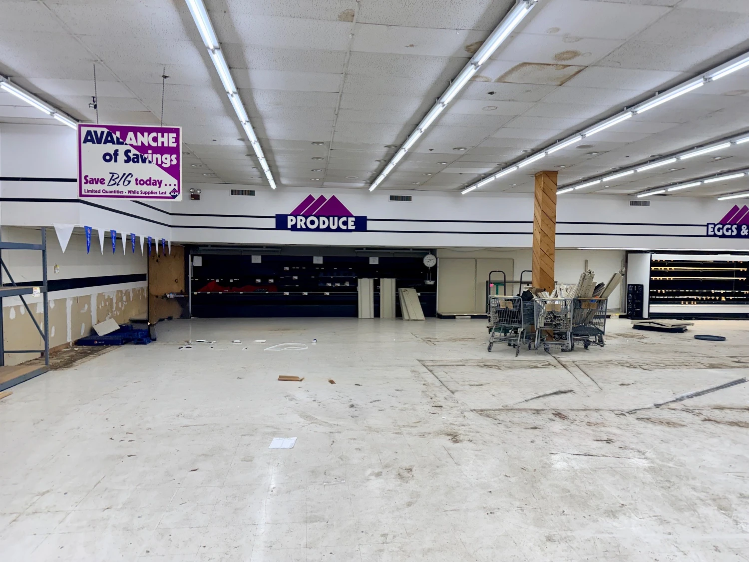 1100-1120 N. Douglass St.