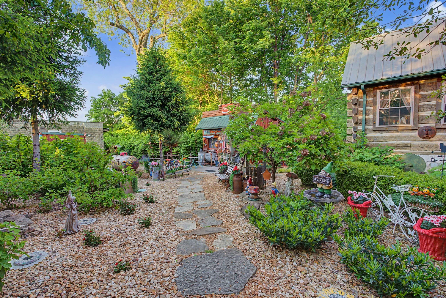 Old Village Mercantile & Hot Dog Shoppe