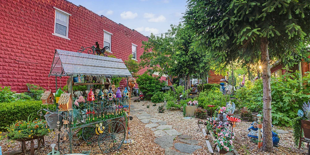 Old Village Mercantile & Hot Dog Shoppe