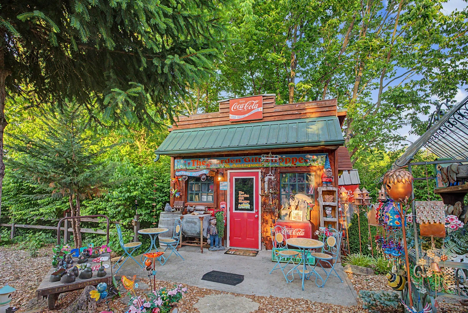 Old Village Mercantile & Hot Dog Shoppe