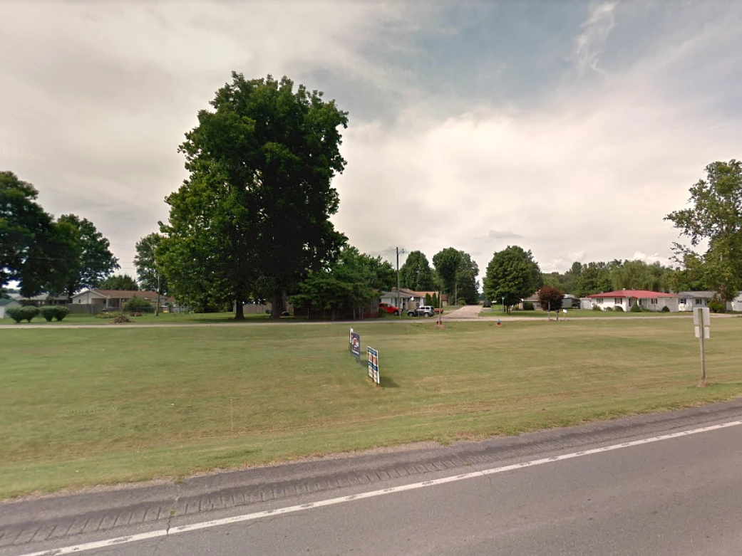 Hwy 25 and Benton St., Advance, MO for sale