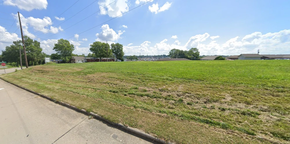 Independence & West Drive, Cape Girardeau, MO for sale