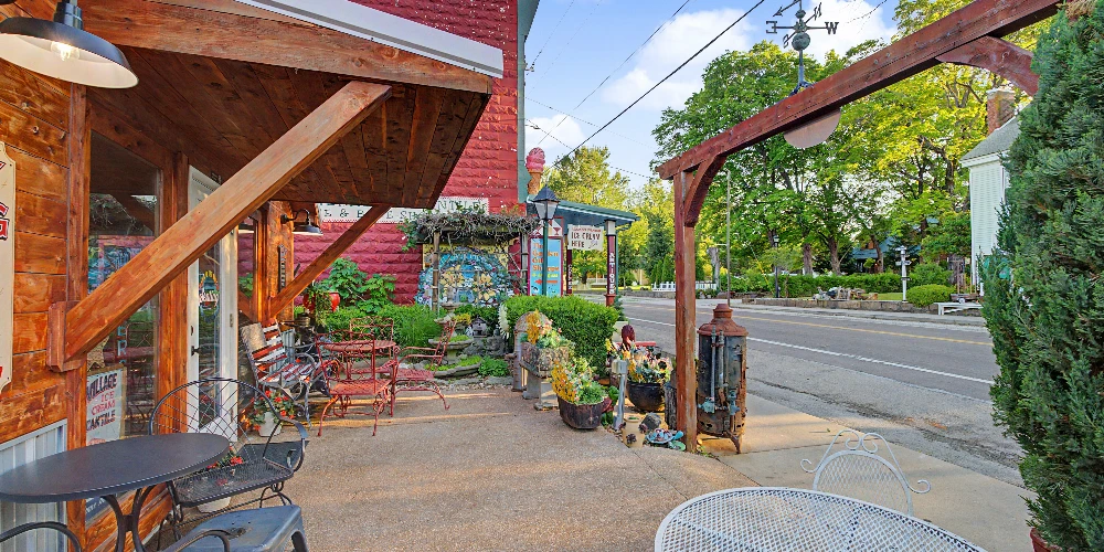 Old Village Mercantile & Hot Dog Shoppe
