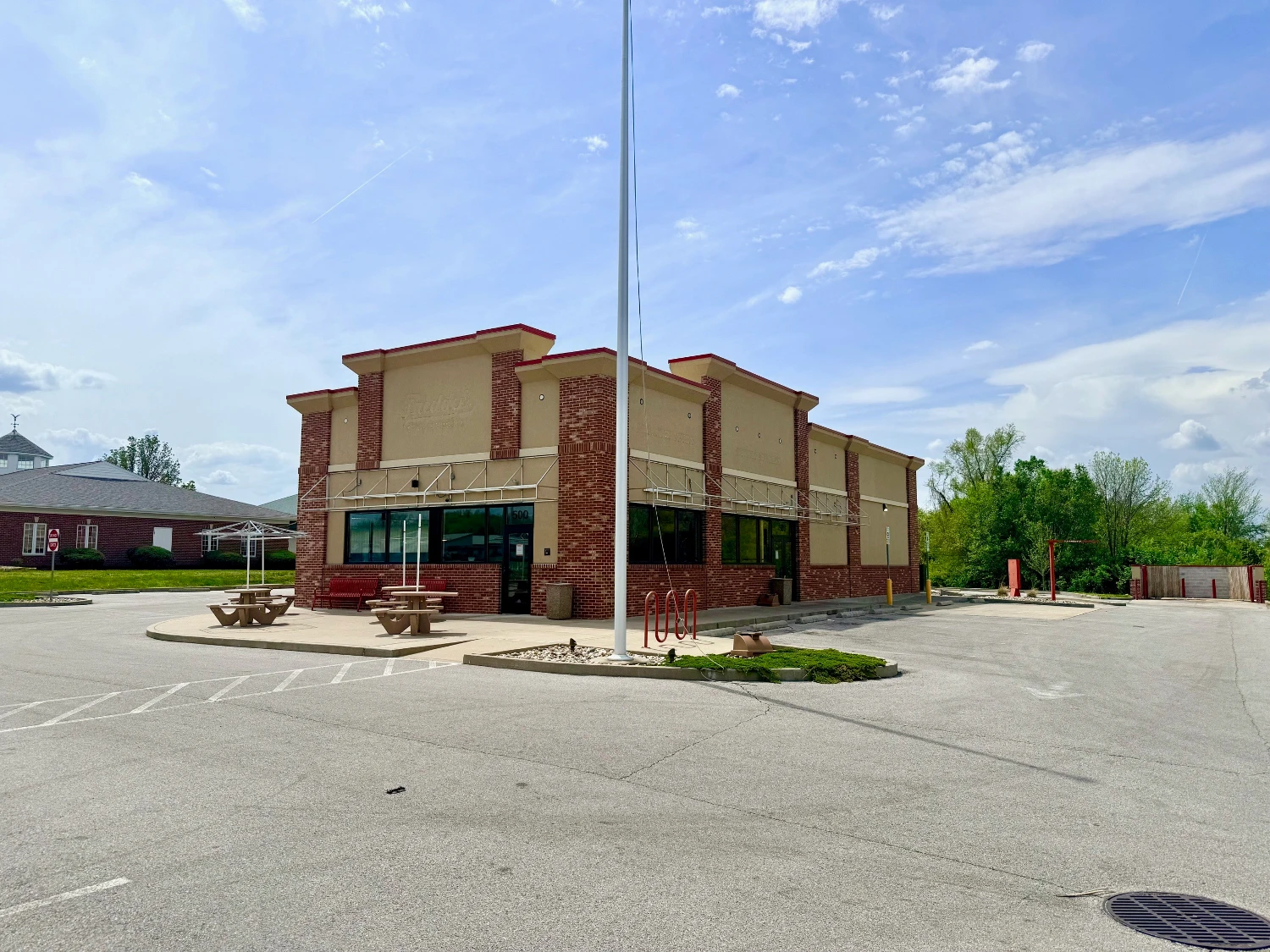 QSR Building For Sale or Lease