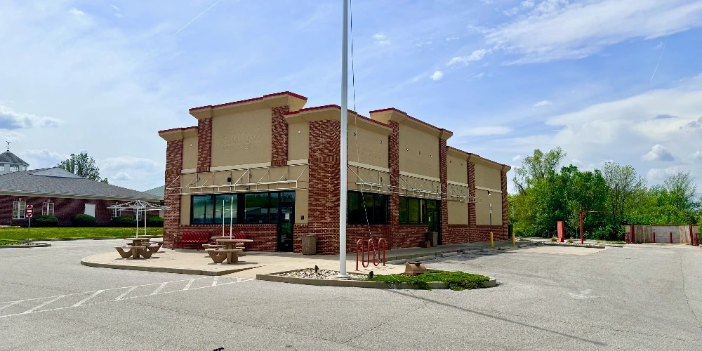 QSR Building For Sale or Lease