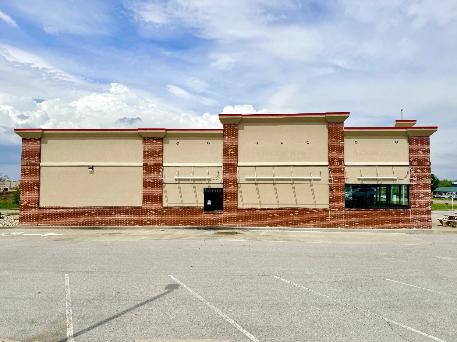 QSR Building For Sale or Lease