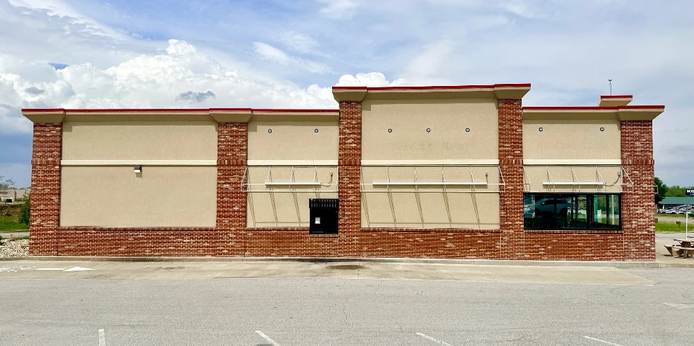 QSR Building For Sale or Lease
