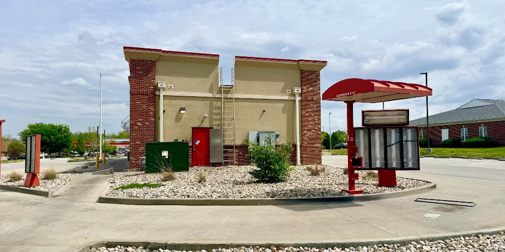 QSR Building For Sale or Lease