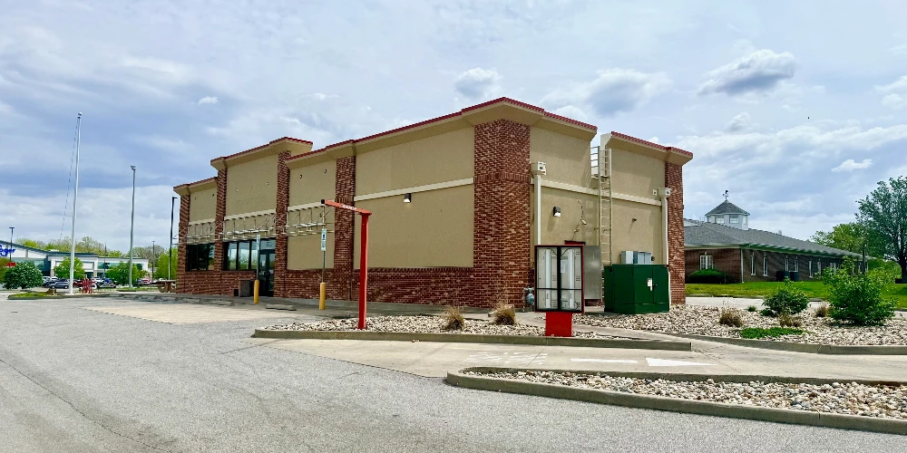 QSR Building For Sale or Lease