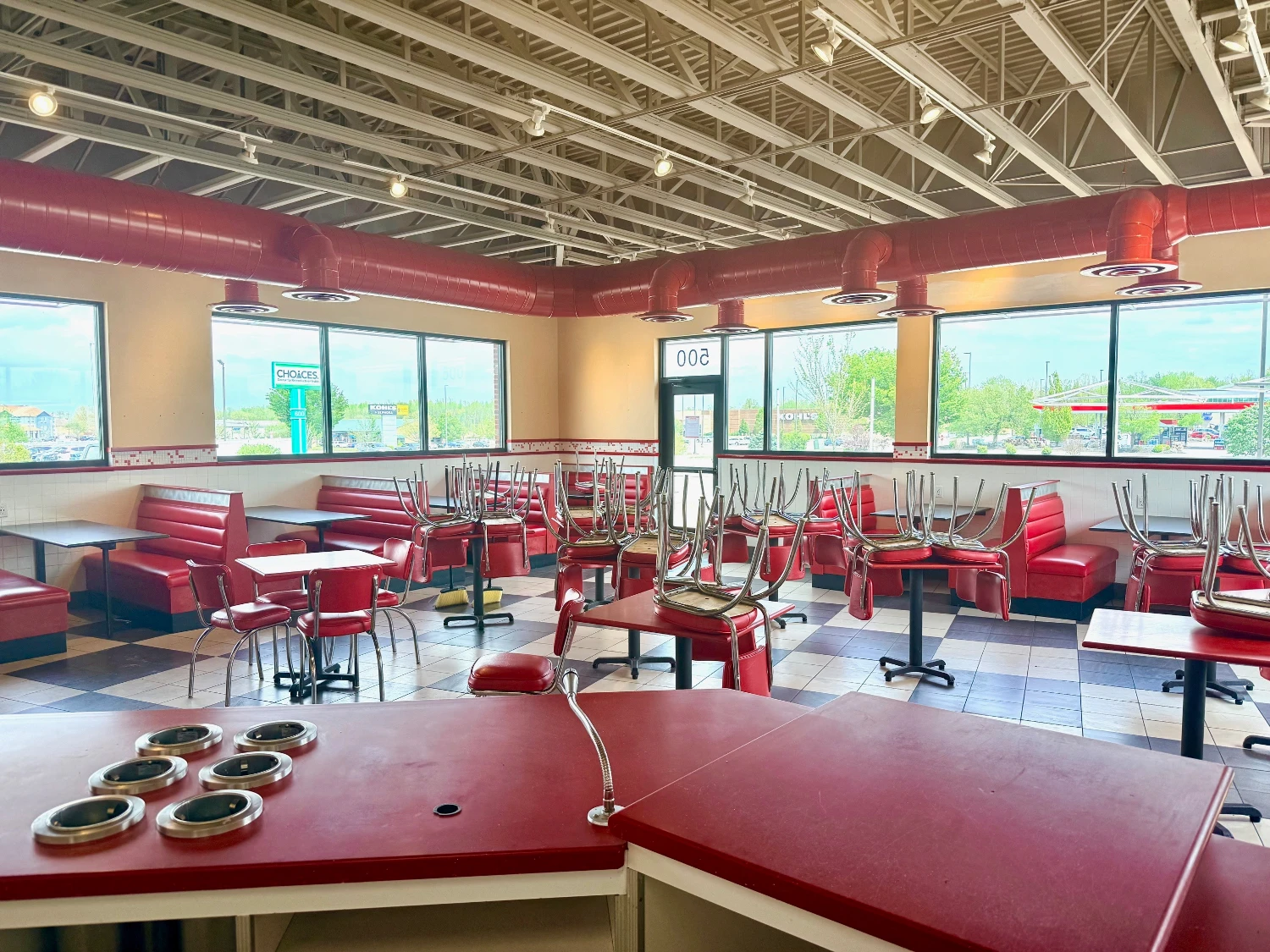 QSR Building For Sale or Lease